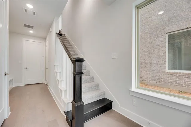 $559,990 | 945 Heights Way, Plano, TX 75075