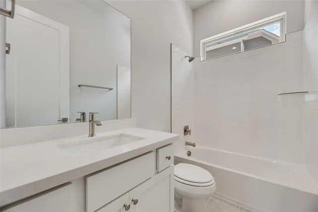 $559,990 | 945 Heights Way, Plano, TX 75075