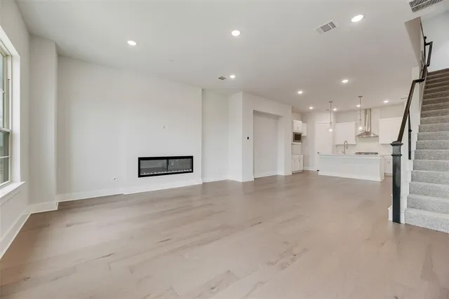 $559,990 | 945 Heights Way, Plano, TX 75075