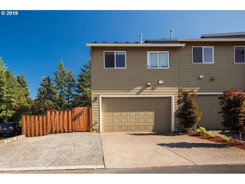14037 South Caufield Road Oregon City, OR 97045 - Photo 15 of 16 Gallery Image 15