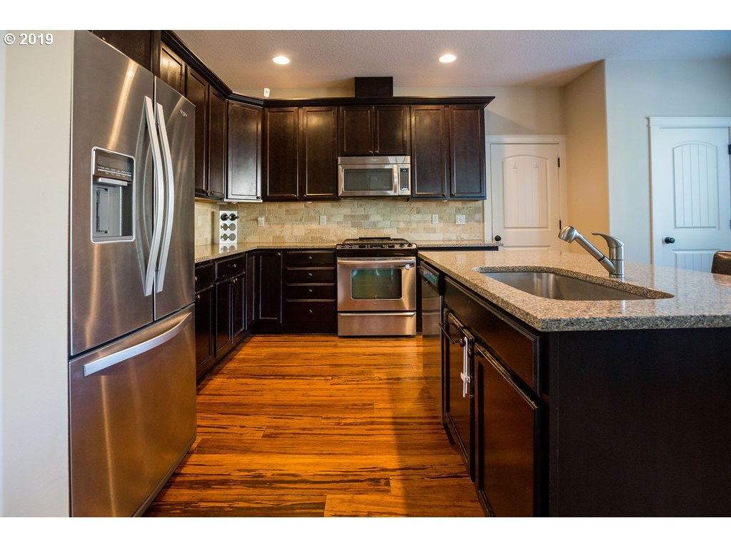 14037 South Caufield Road Oregon City, OR 97045 - Photo 4 of 16 Gallery Image 4