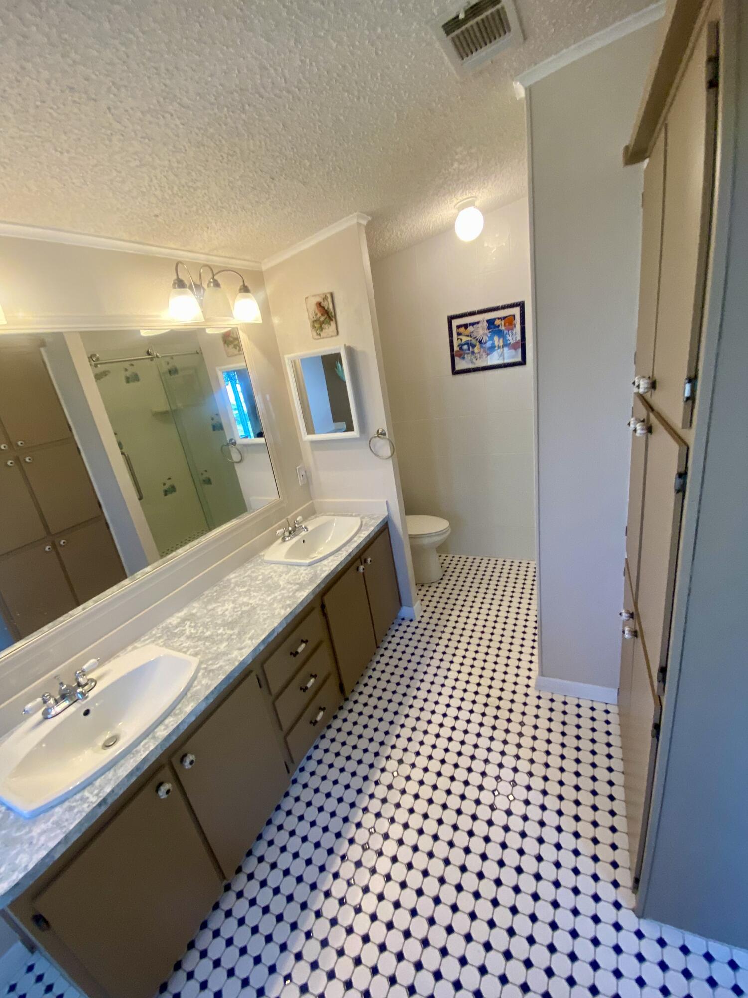 469 Hemingway Terrace Fort Pierce, FL 34982 - Photo 16 of 22 IMG_2676