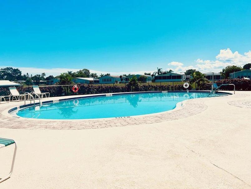 469 Hemingway Terrace Fort Pierce, FL 34982 - Photo 22 of 22 IMG_2743