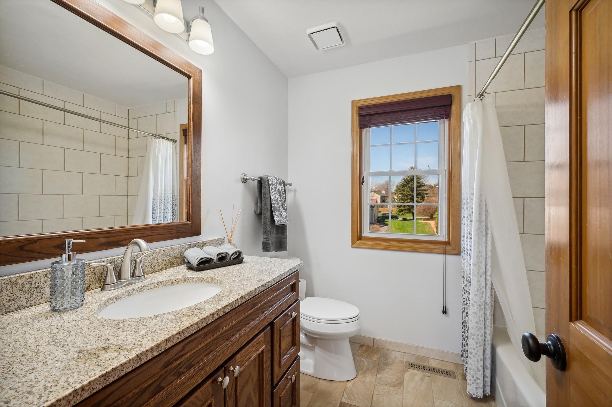 3899 Mersey Point Eagan, MN 55123 - Photo 14 of 21