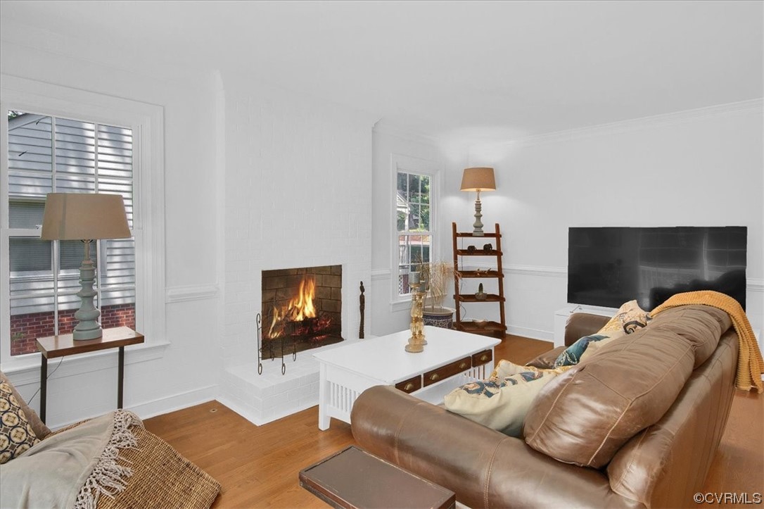 12516 Eagle Ridge Road Henrico, VA 23233 - Photo 23 of 48 Living room featuring hardwood flooring, natural light, and TV