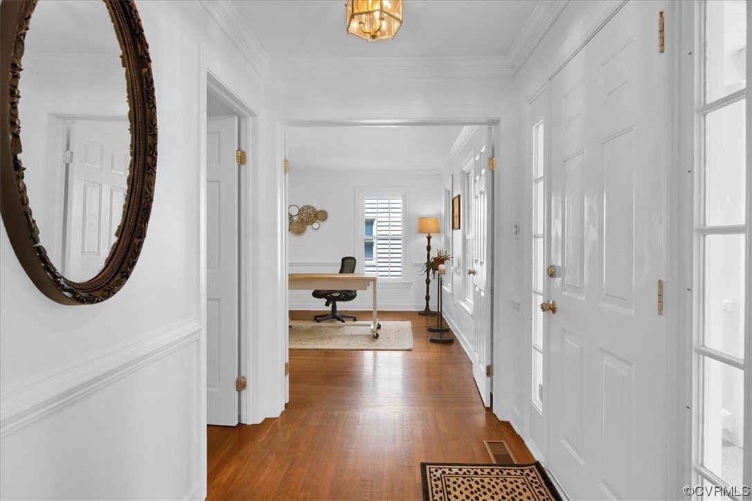 12516 Eagle Ridge Road Henrico, VA 23233 - Photo 10 of 48 Entrance foyer with hardwood flooring and natural light