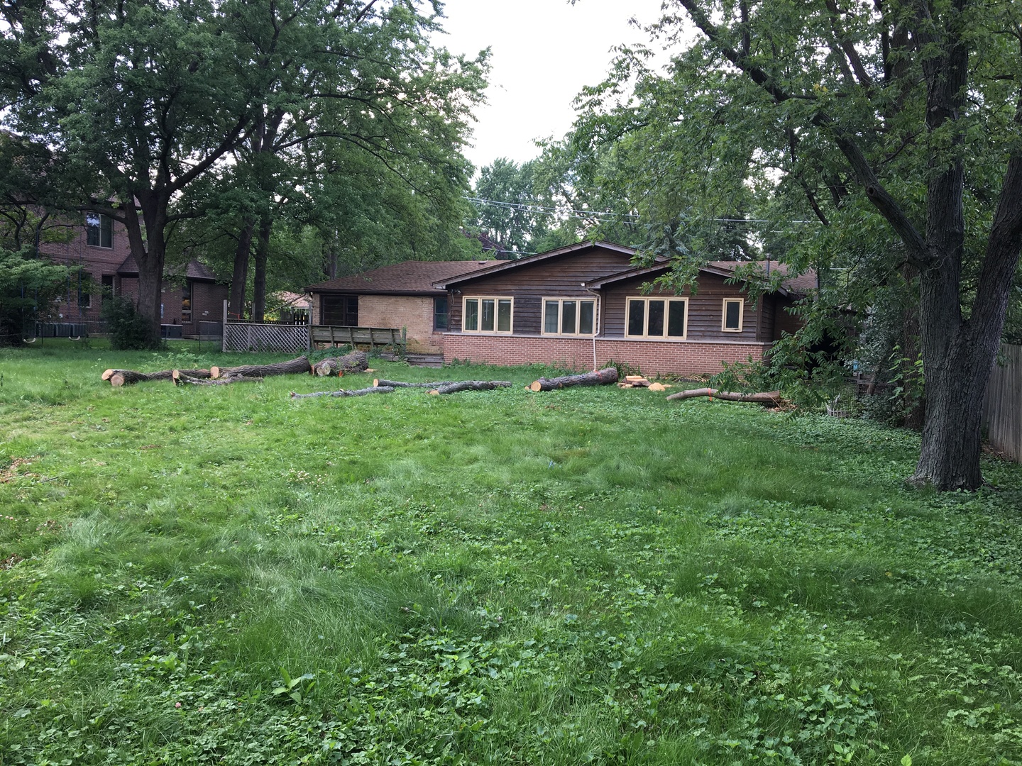 1805 Oakwood Road Northbrook, IL 60062 - Photo 2 of 8