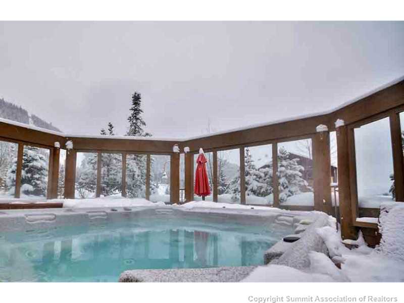 Hot Tub. Hot tubs face the slopes and surrounding mountains