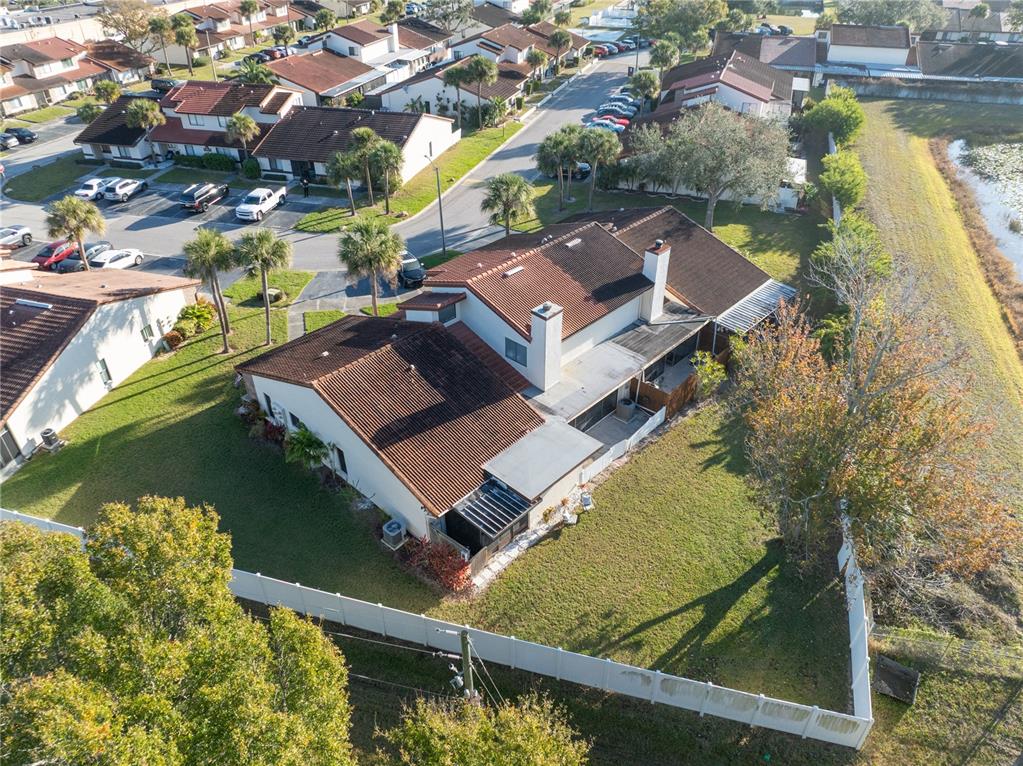 7360 Ulmerton Road, Unit 15D Largo, FL 33771 - Photo 57 of 75 an aerial view of a house with a garden