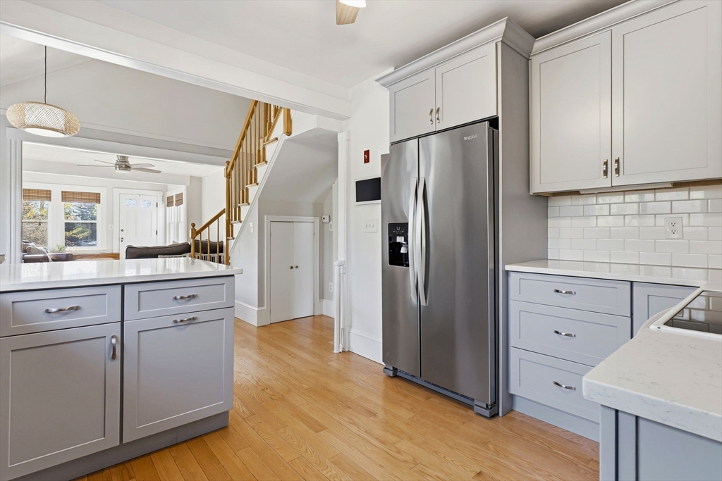 6 Adams Street Danvers, MA 01923 - Photo 4 of 33
