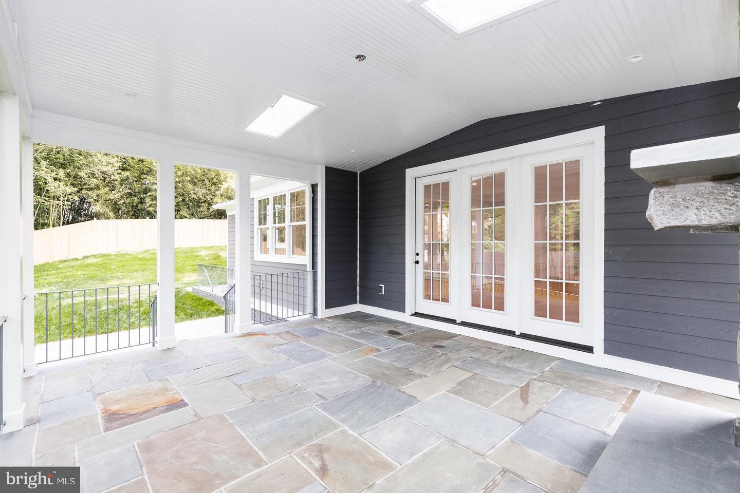 6206 East Halbert Road Bethesda, MD 20817 - Photo 32 of 36 Gallery Image 32