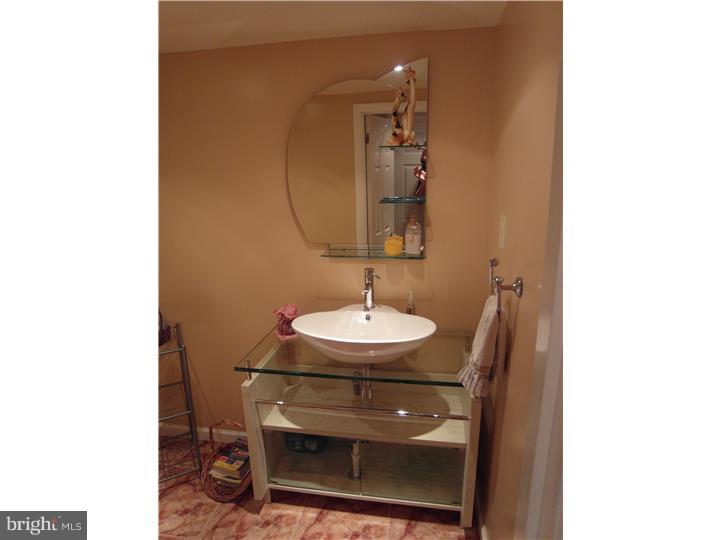 1120 Frederick Road Jenkintown, PA 19046 - Photo 12 of 23