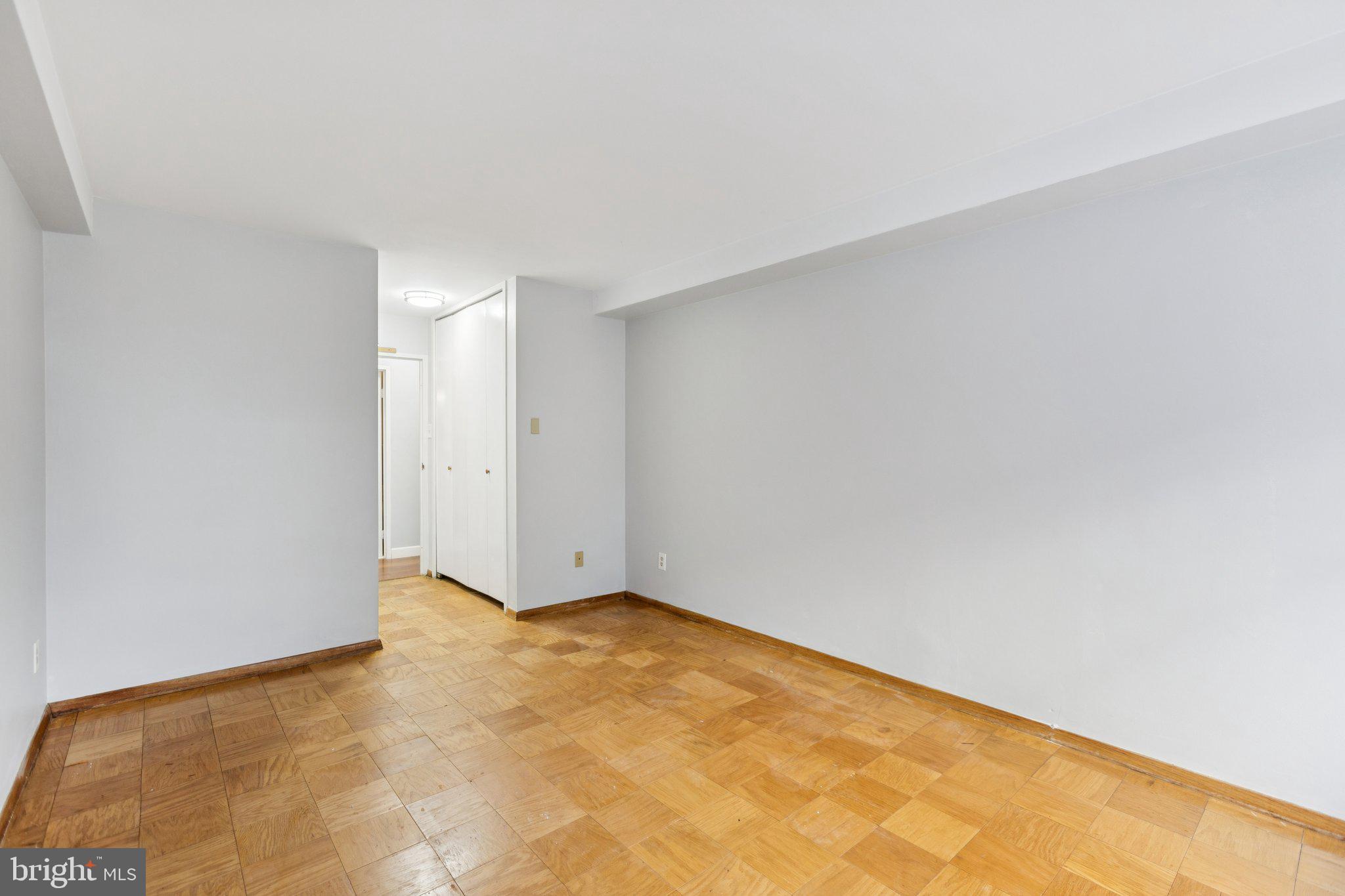 730 24th Street Northwest, Unit 321 Washington, DC 20037 - Photo 15 of 29 a view of an empty room