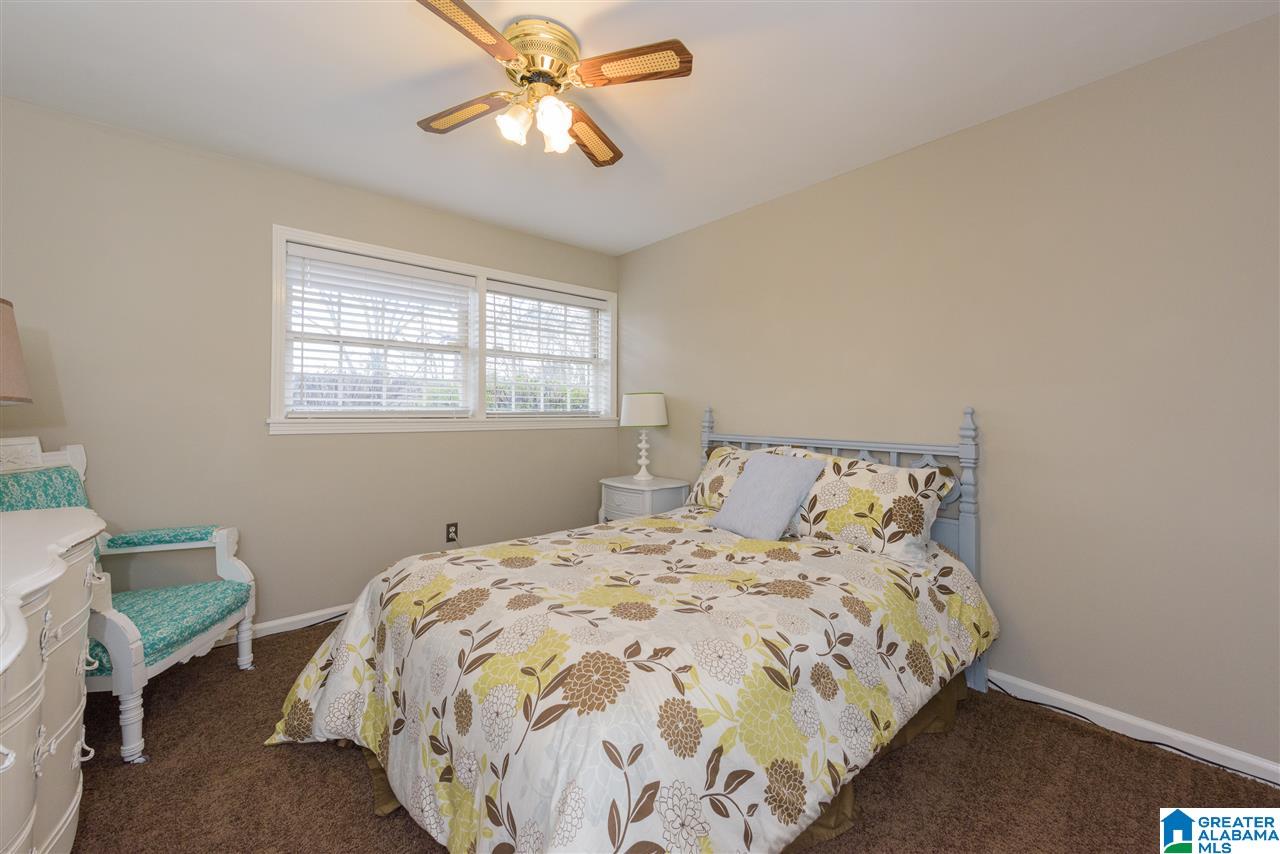 612 Stonehaven Road Hoover, AL 35226 - Photo 28 of 36