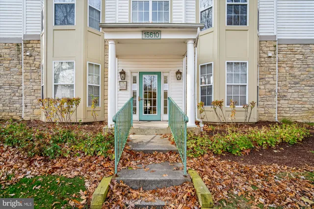 $2,200 | 15610 Everglade Lane, Unit E202, Bowie, MD 20716