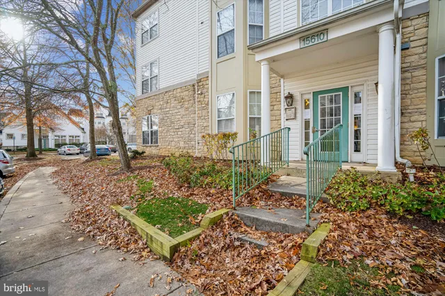 $2,200 | 15610 Everglade Lane, Unit E202, Bowie, MD 20716