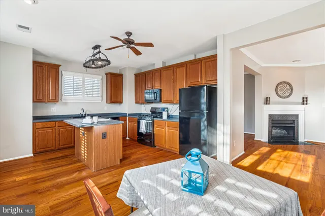 $2,200 | 15610 Everglade Lane, Unit E202, Bowie, MD 20716