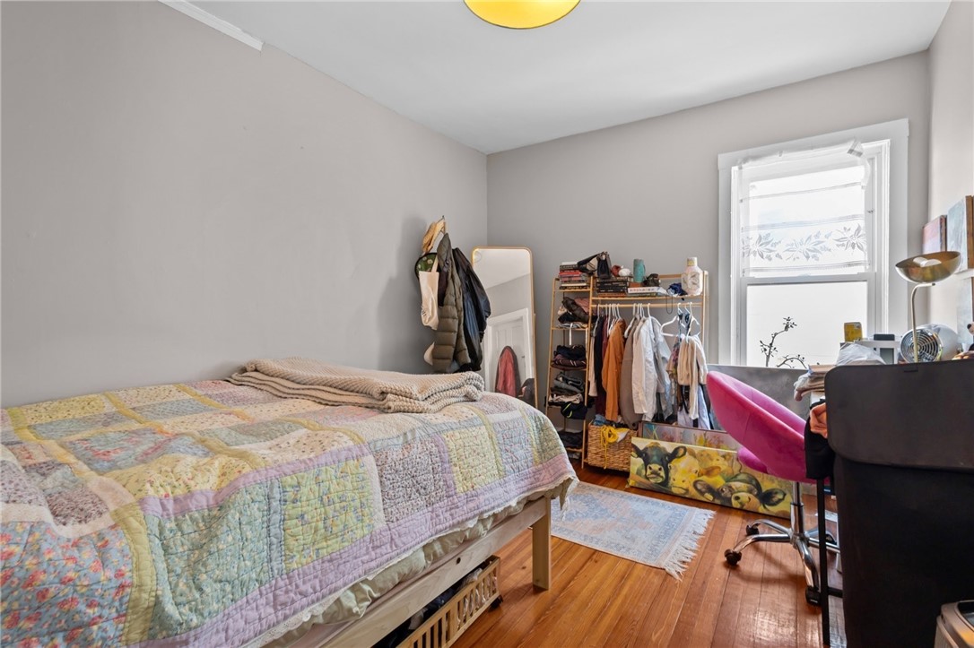 76 Locust Street Providence, RI 02906 - Photo 12 of 34 2nd Floor