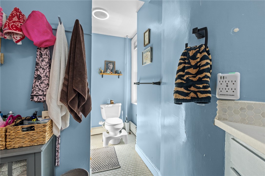 76 Locust Street Providence, RI 02906 - Photo 7 of 34 1st Floor