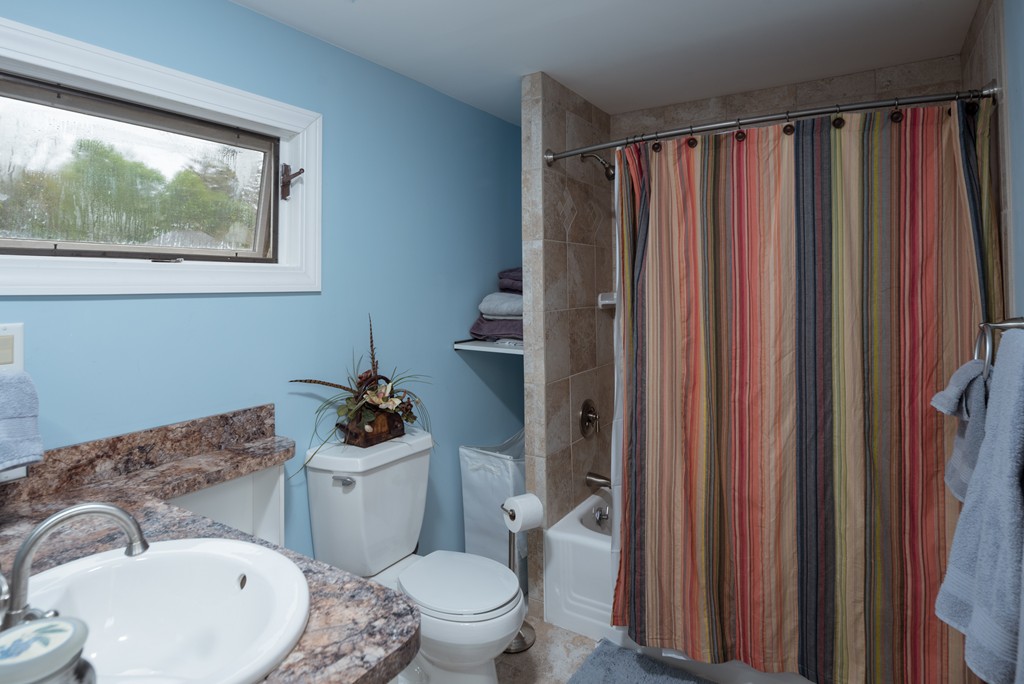 138 Pierce Road Weymouth, MA 02188 - Photo 13 of 19 Gallery Image 13