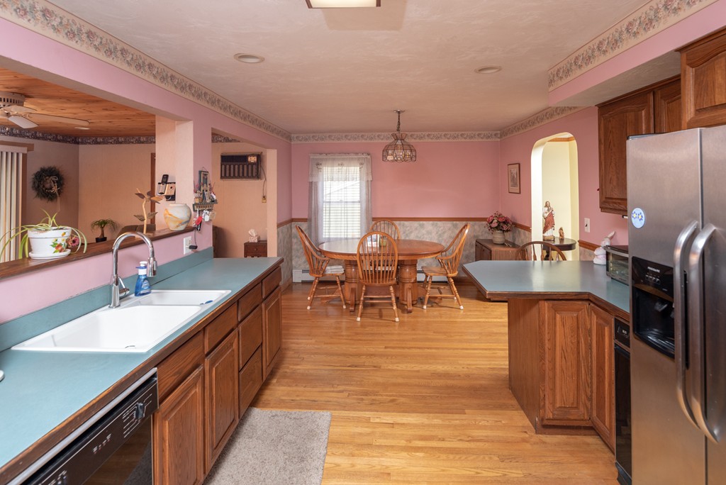 138 Pierce Road Weymouth, MA 02188 - Photo 10 of 19 Gallery Image 10