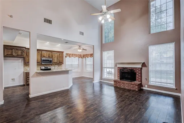 $369,000 | 1036 Cottonbelt Drive, Saginaw, TX 76131