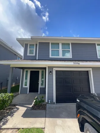 $1,699 | 509 Hines Avenue, Unit A, Willis, TX 77378