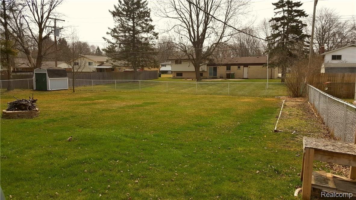 8650 21 Mile Road Utica, MI 48317 - Photo 6 of 45 20180417_214619 (1).jpg