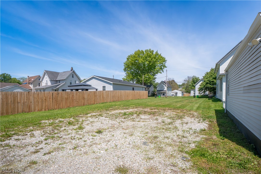 215 8th Street Southwest Massillon, OH 44647 - Photo 28 of 32 Extra Parking/Yard