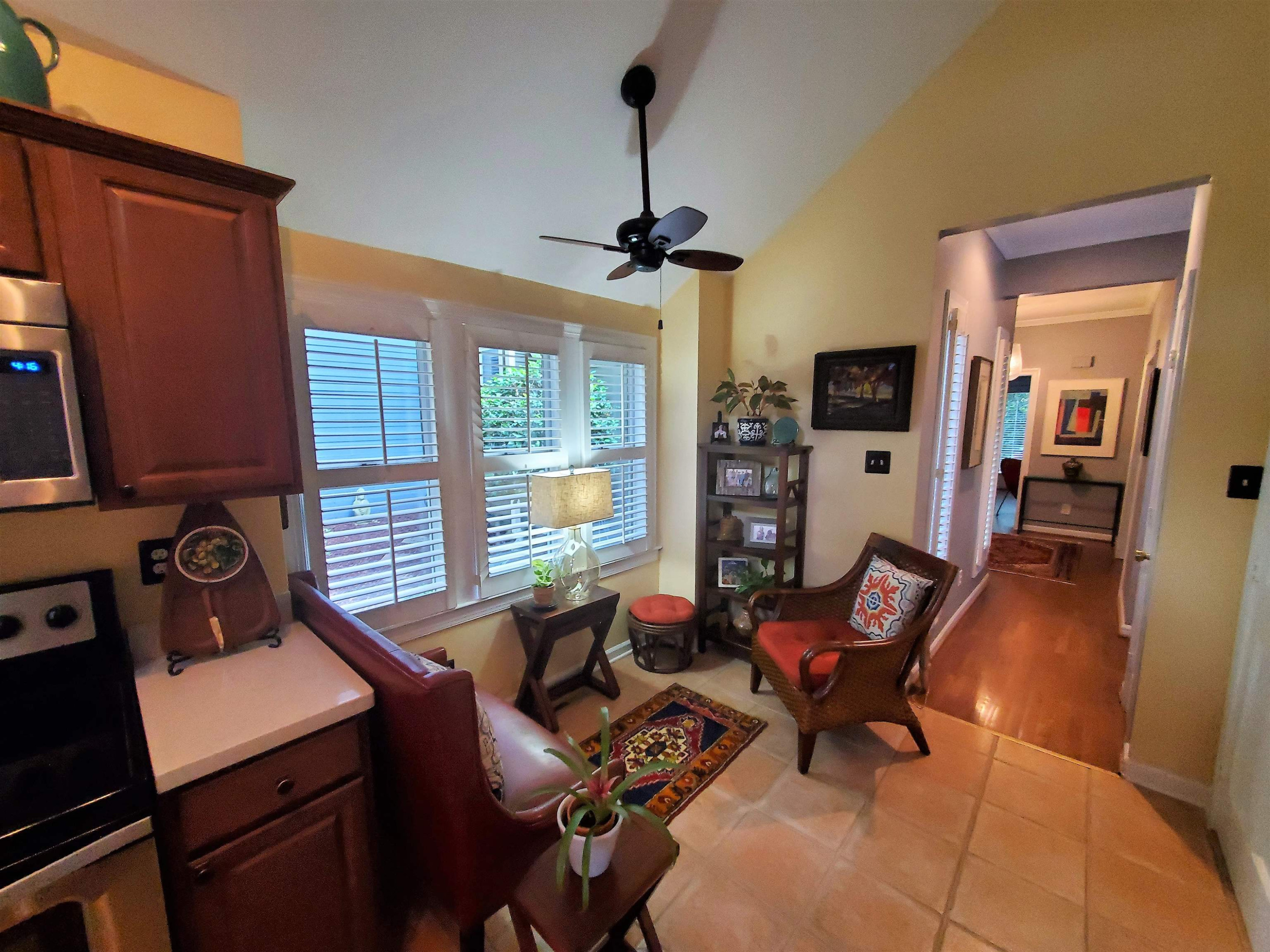 5741 Sentinel Drive Raleigh, NC 27609 - Photo 10 of 26 Breakfast Area