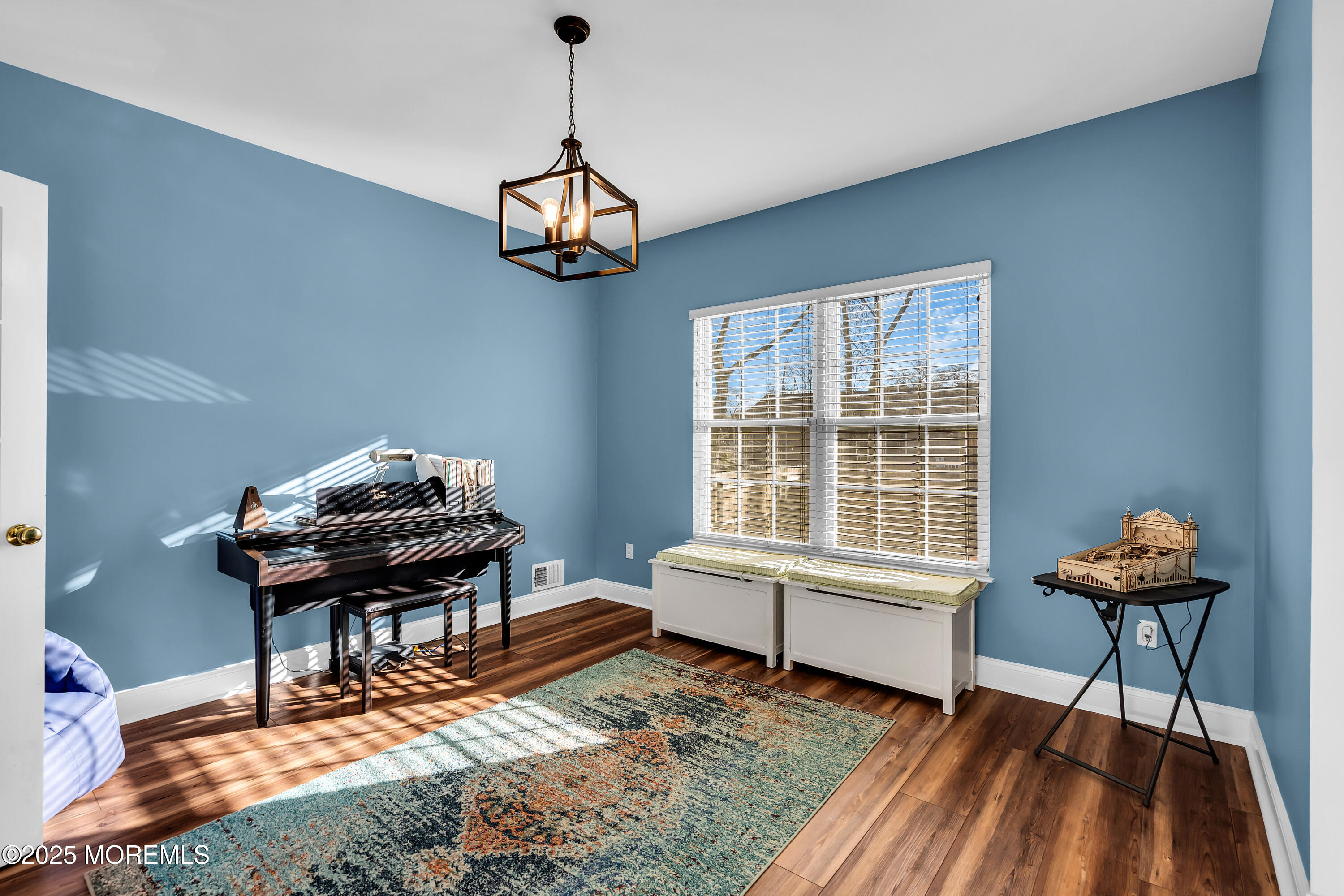 1007 Inland Road Forked River, NJ 08731 - Photo 6 of 27 a living room with furniture and a window