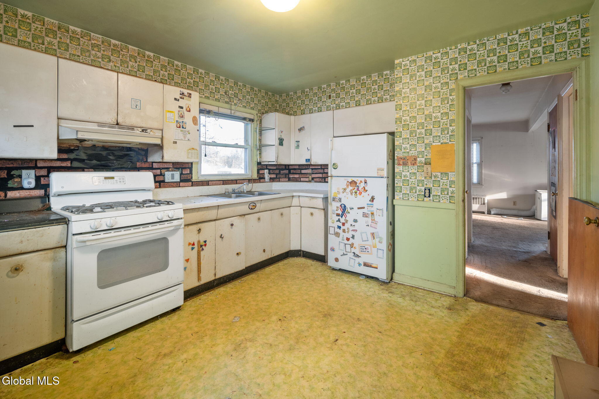 829 Troy-Schenectady Road Colonie, NY 12110 - Photo 13 of 44 13