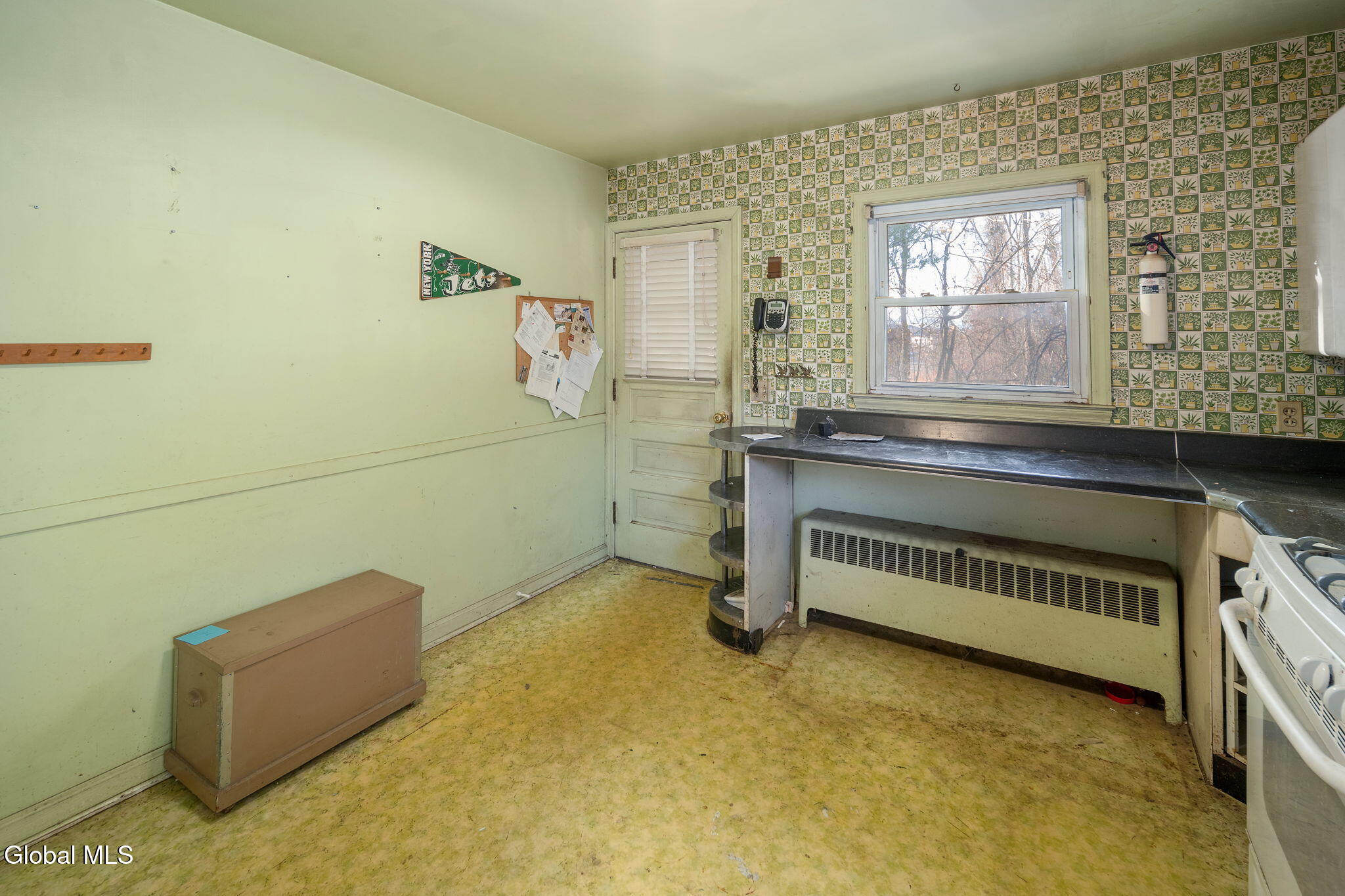 829 Troy-Schenectady Road Colonie, NY 12110 - Photo 15 of 44 15