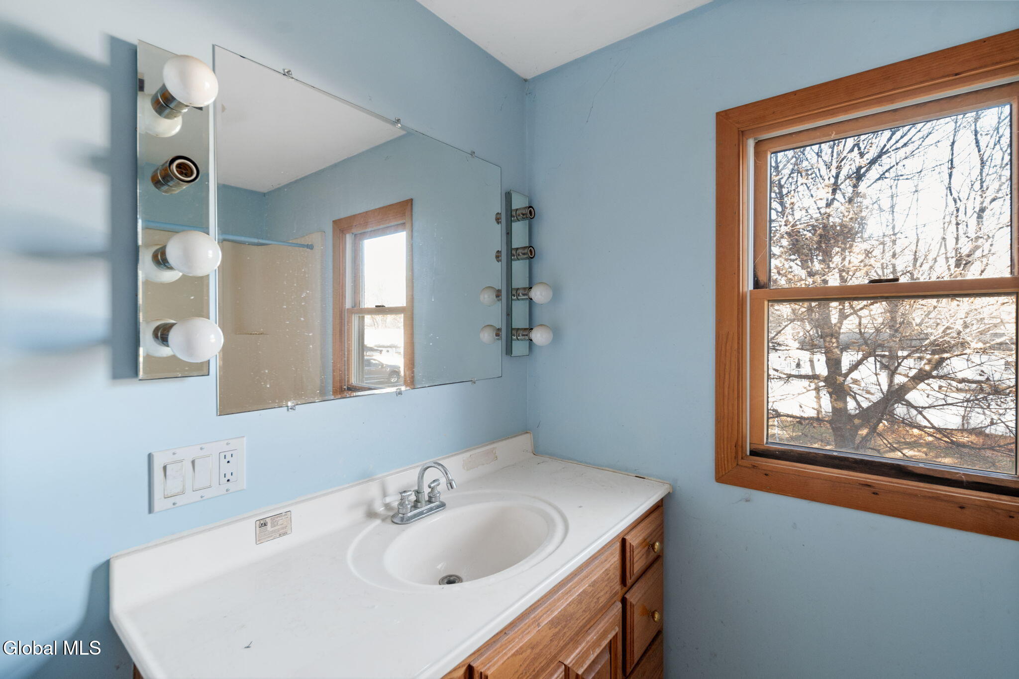 829 Troy-Schenectady Road Colonie, NY 12110 - Photo 21 of 44 21