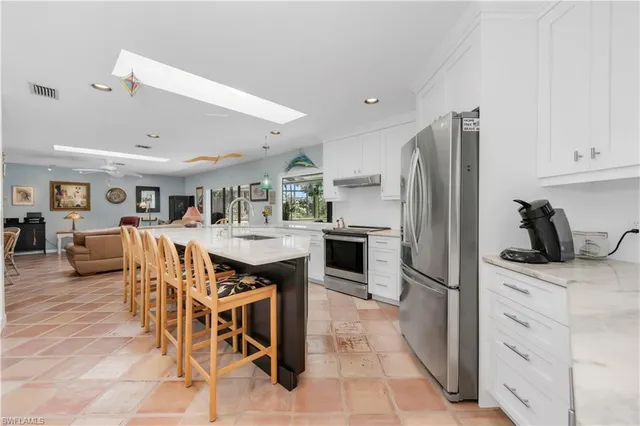 $1,222,500 | 1195 Windswept Avenue, Naples, FL 34109