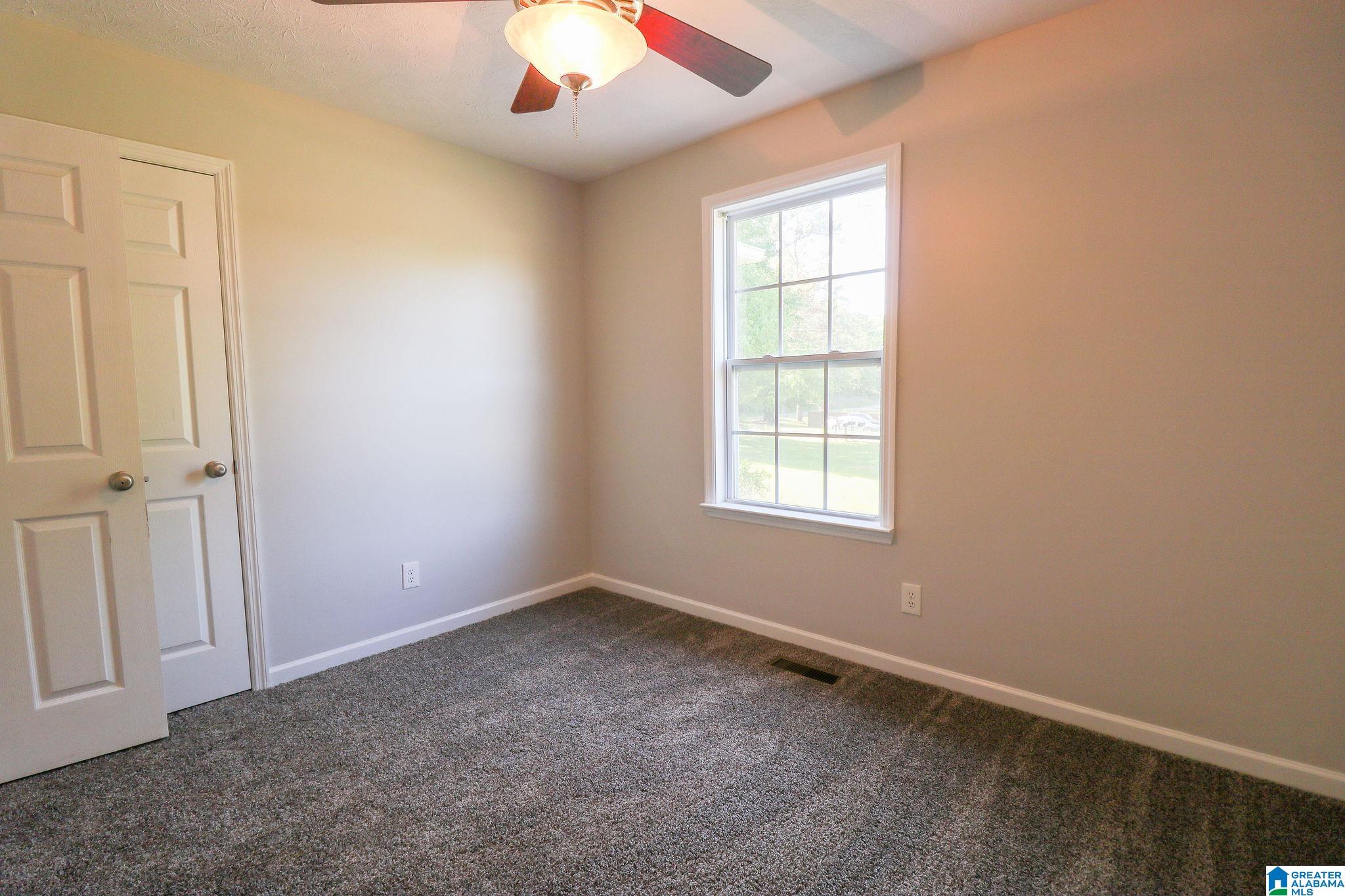 121 Martin Street Anniston, AL 36206 - Photo 10 of 36