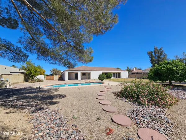 $3,850 | 4929 East Sunnyside Drive, Scottsdale, AZ 85254