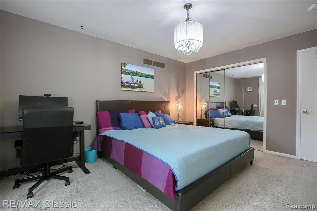 500 Kentucky Drive Rochester Hills, MI 48307 - Photo 12 of 30