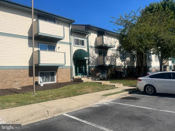 $195,000 | 19621 Gunners Branch Road, Unit L, Germantown, MD 20876