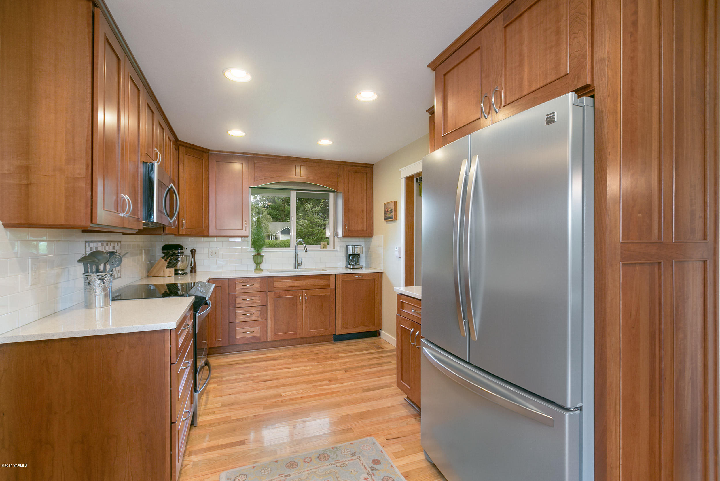 700 Pickens Road Yakima, WA 98908 - Photo 9 of 33 180910_Soldano_PickensAve_Yakima_17