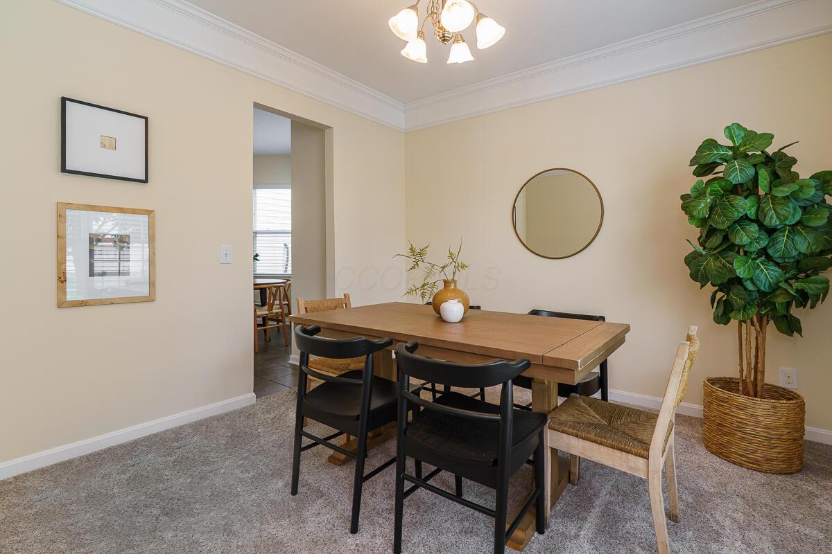 5851 Myrick Road Dublin, OH 43016 - Photo 5 of 37 dining room