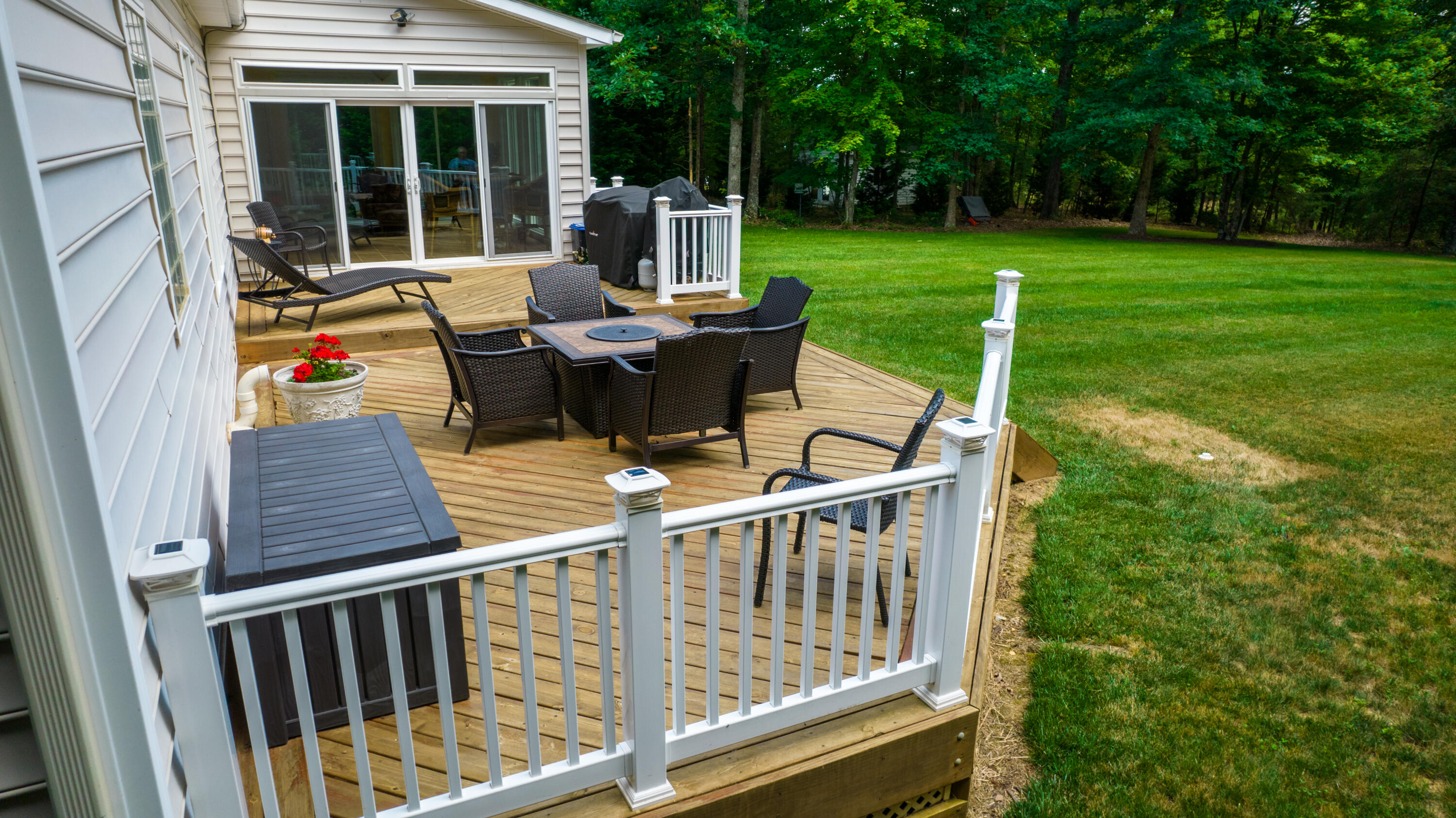 74 Chesney Place Blue Ridge, VA 24064 - Photo 67 of 71 a view of a deck with a table and chairs