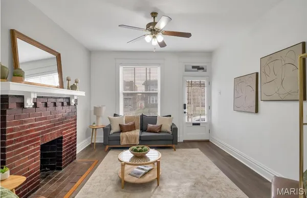 $1,150 | 1909 Allen Avenue, St. Louis, MO 63104