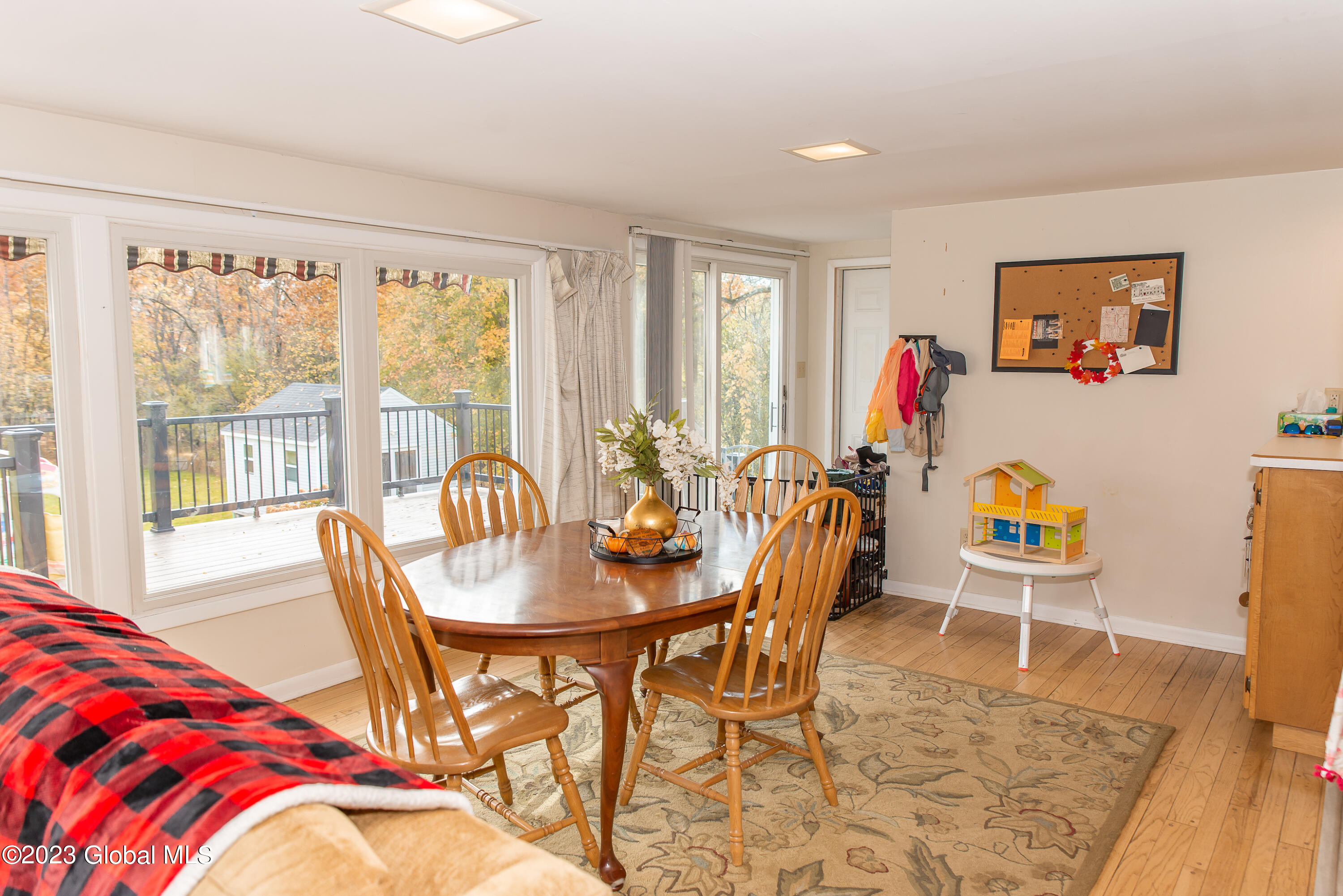 1130 Ridge Road Glenville, NY 12302 - Photo 15 of 27 Dining Room