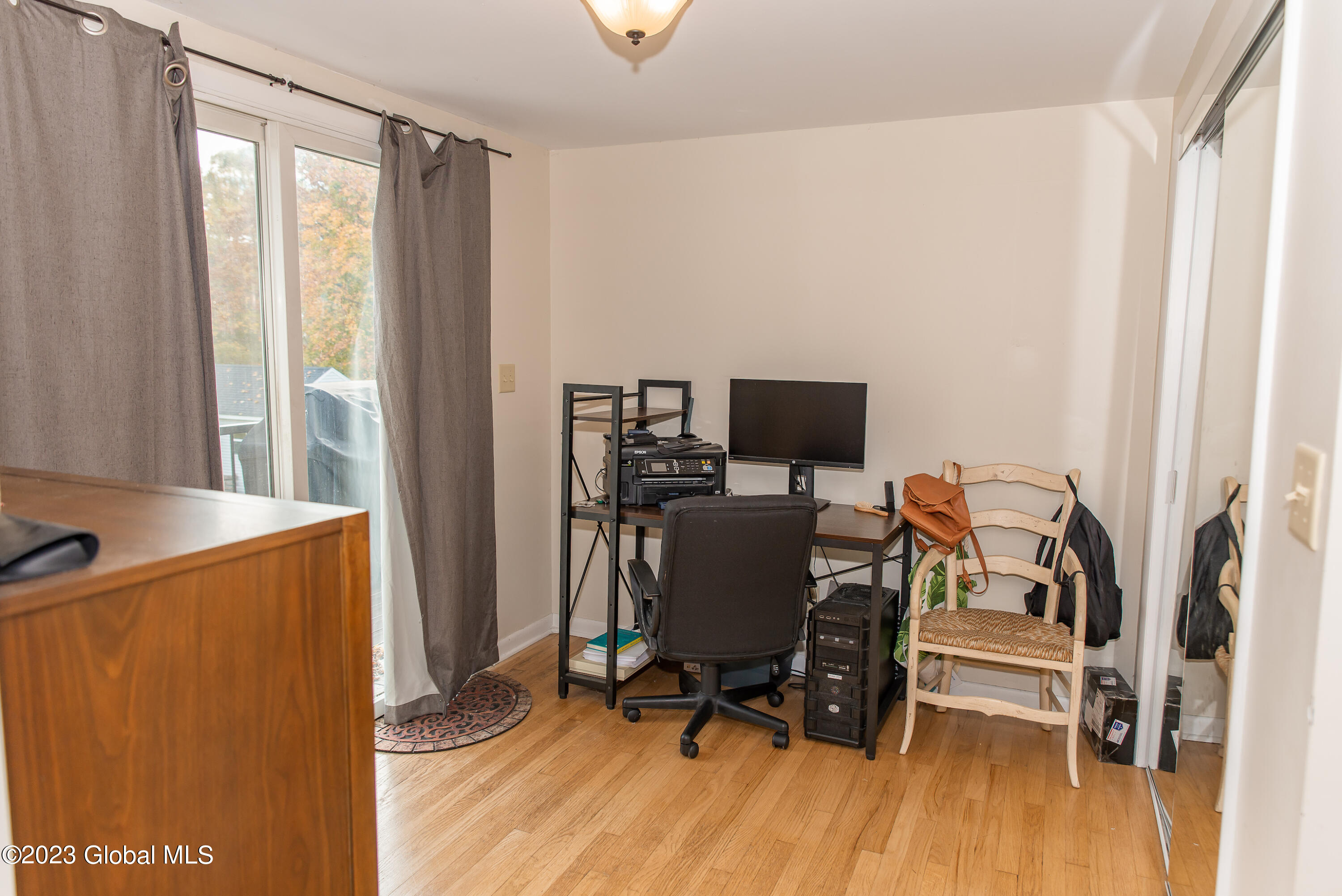 1130 Ridge Road Glenville, NY 12302 - Photo 20 of 27 Dressing room or Office