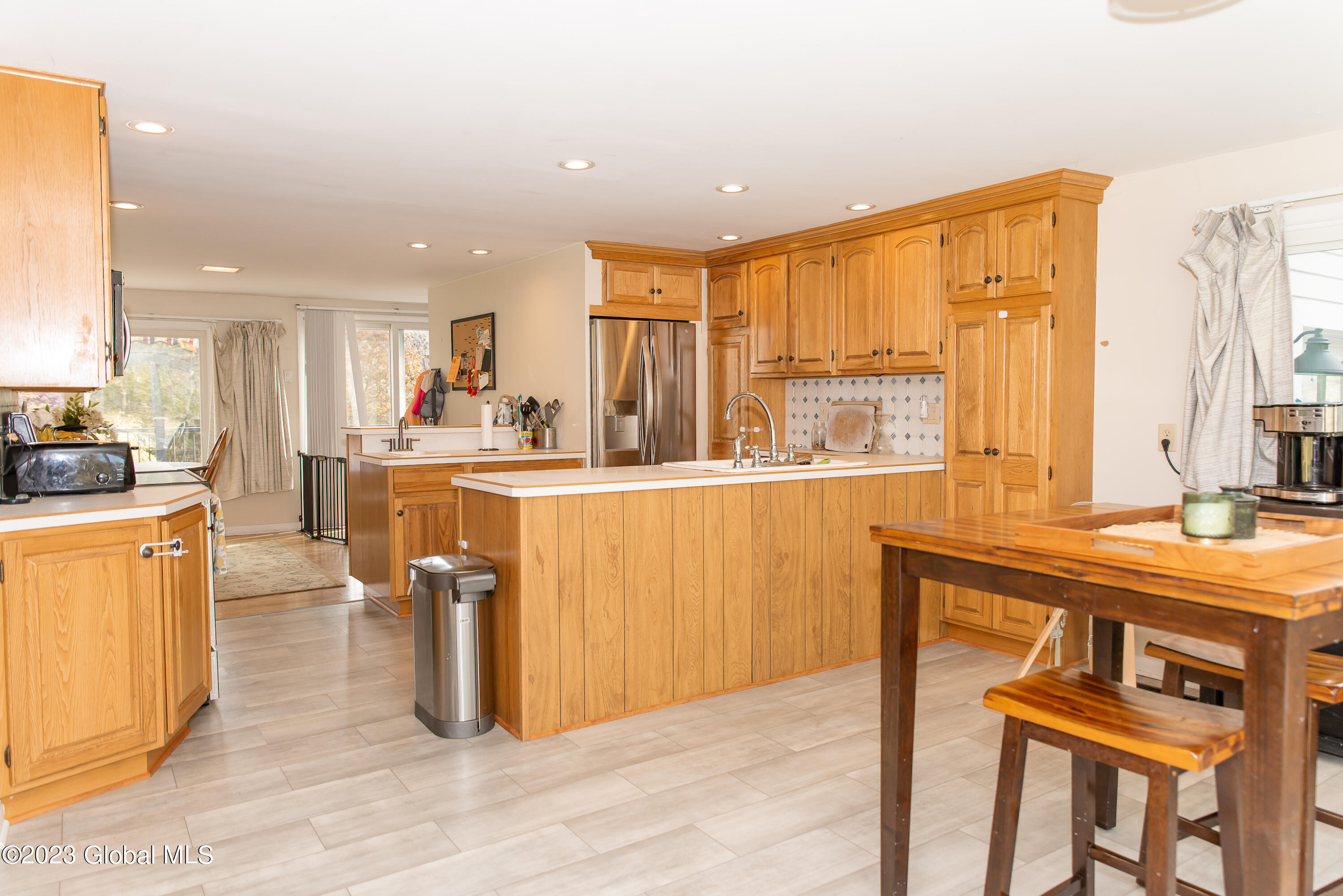 1130 Ridge Road Glenville, NY 12302 - Photo 10 of 27 Kitchen with dining area