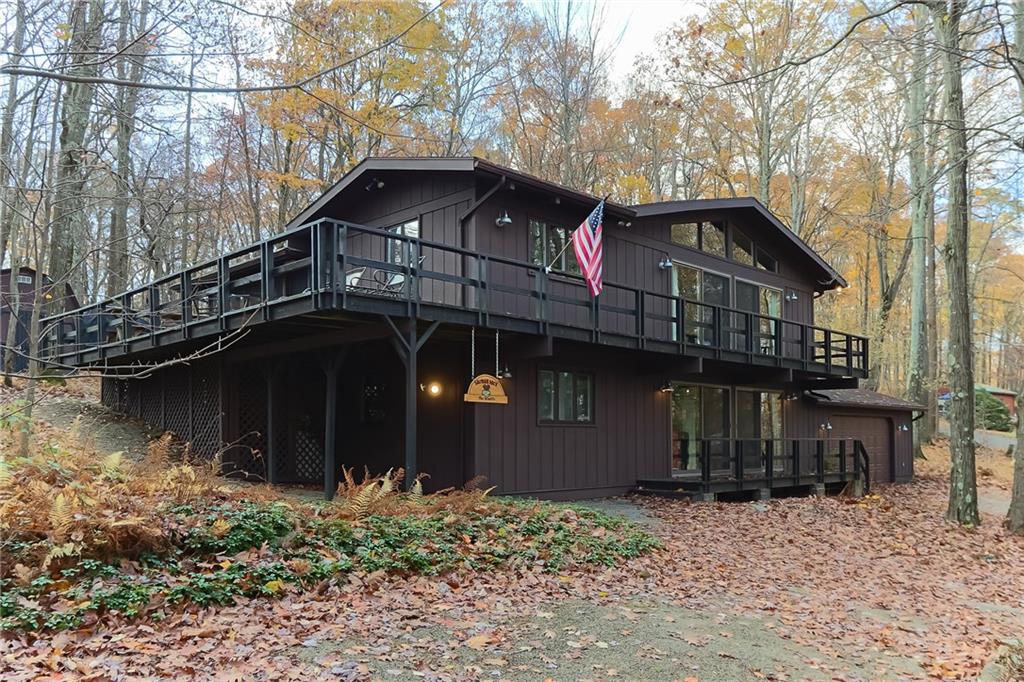 272 Greenbrier Road Acme, PA 15610 - Photo 1 of 24