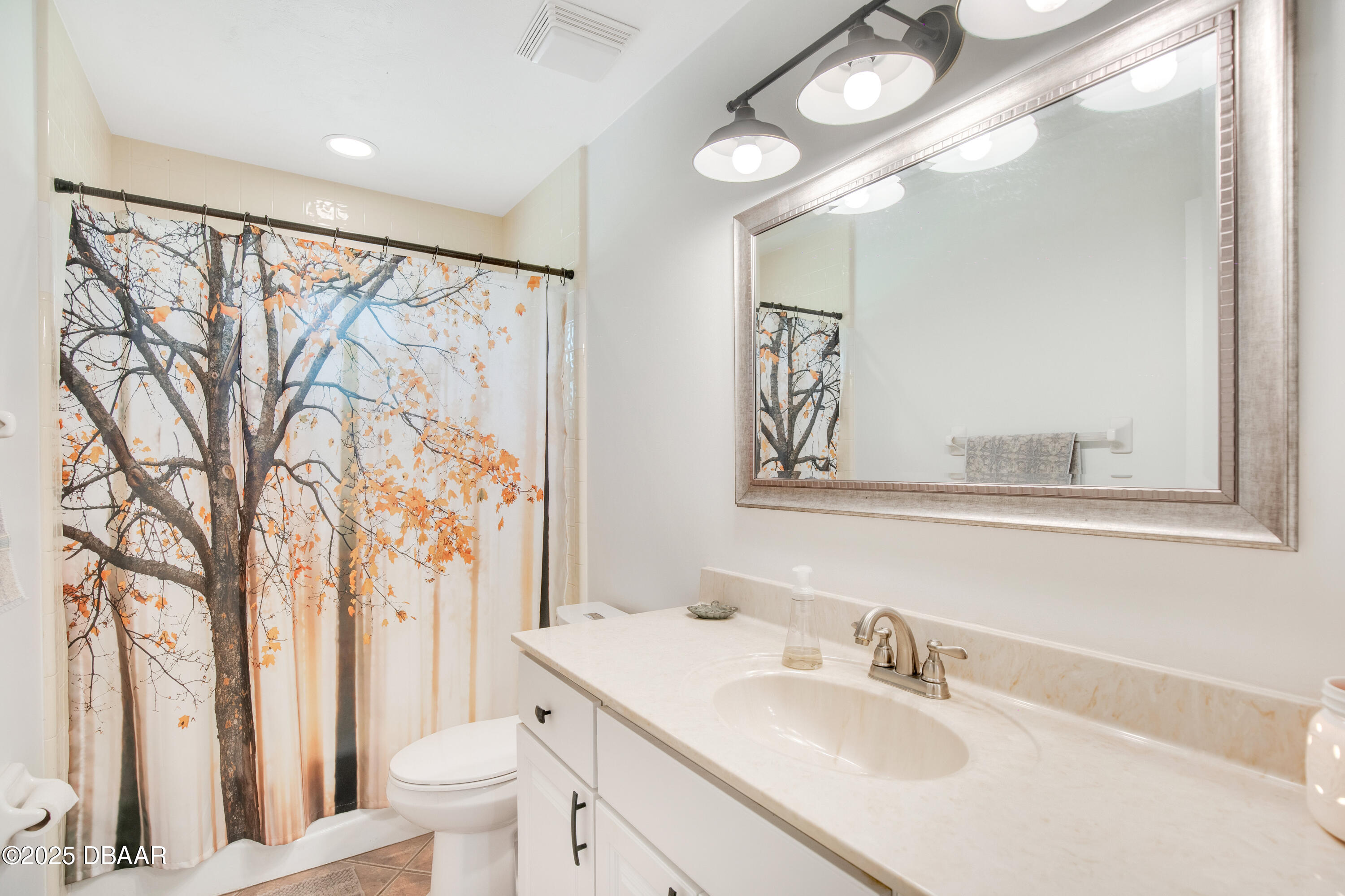 140 Rodeo Road Ormond Beach, FL 32174 - Photo 13 of 34 020_trevisuality_140_rodeo_rd-20_137