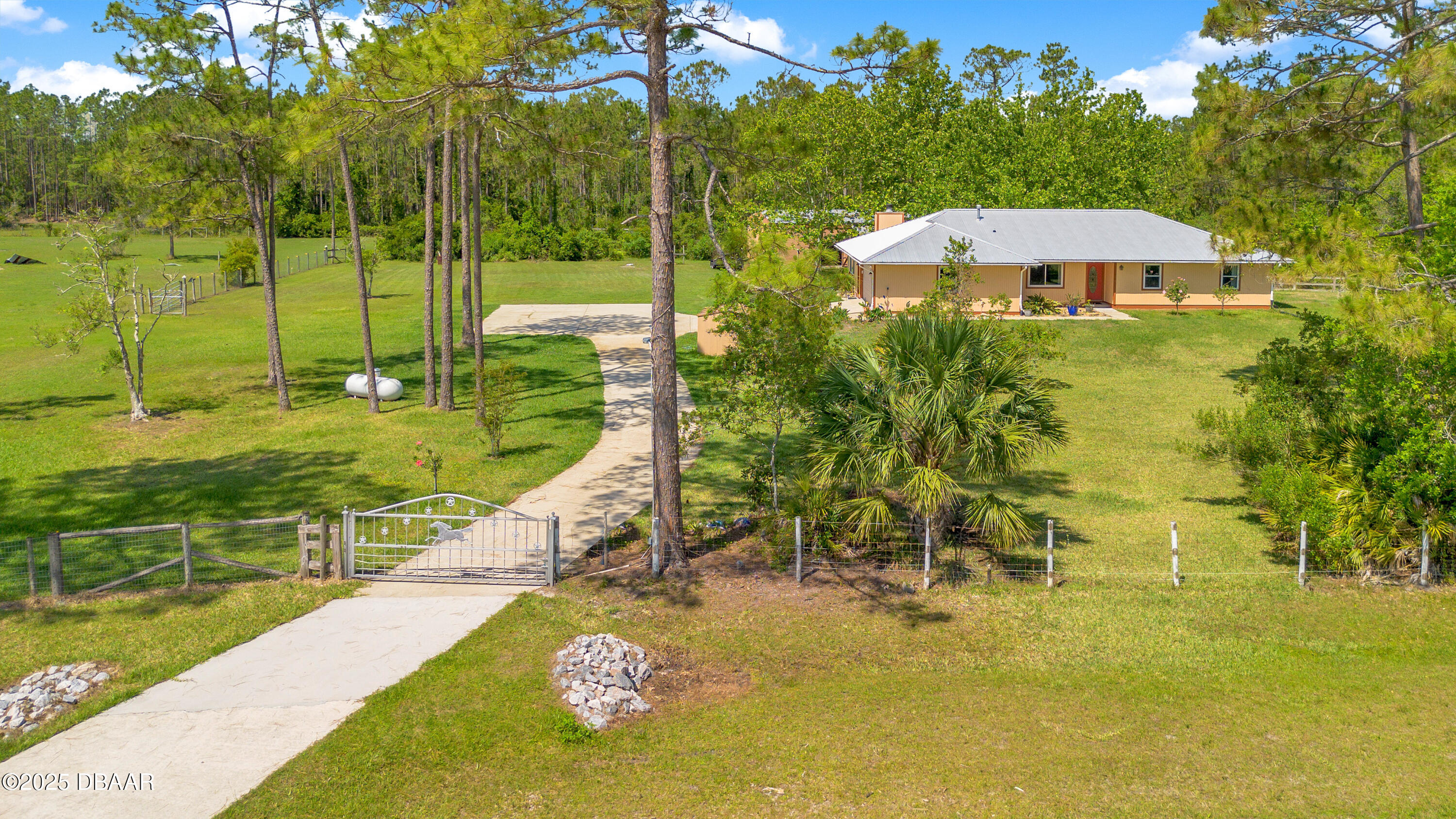 140 Rodeo Road Ormond Beach, FL 32174 - Photo 30 of 34 043_trevisuality_140_rodeo_rd-43_530