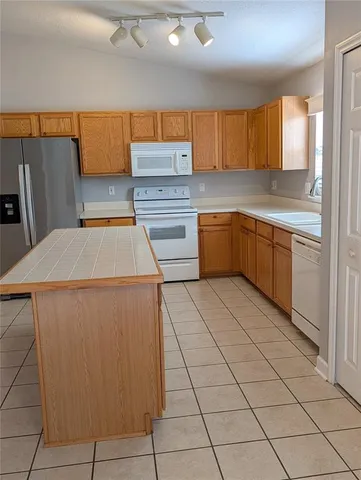 $2,400 | 1790 Ashland Trail, Oviedo, FL 32765